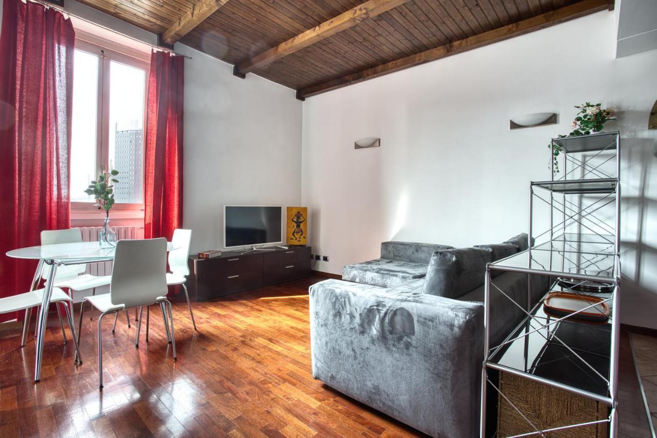 Joivy Charming Apartment In The Heart Of Isola District Milano Esterno foto