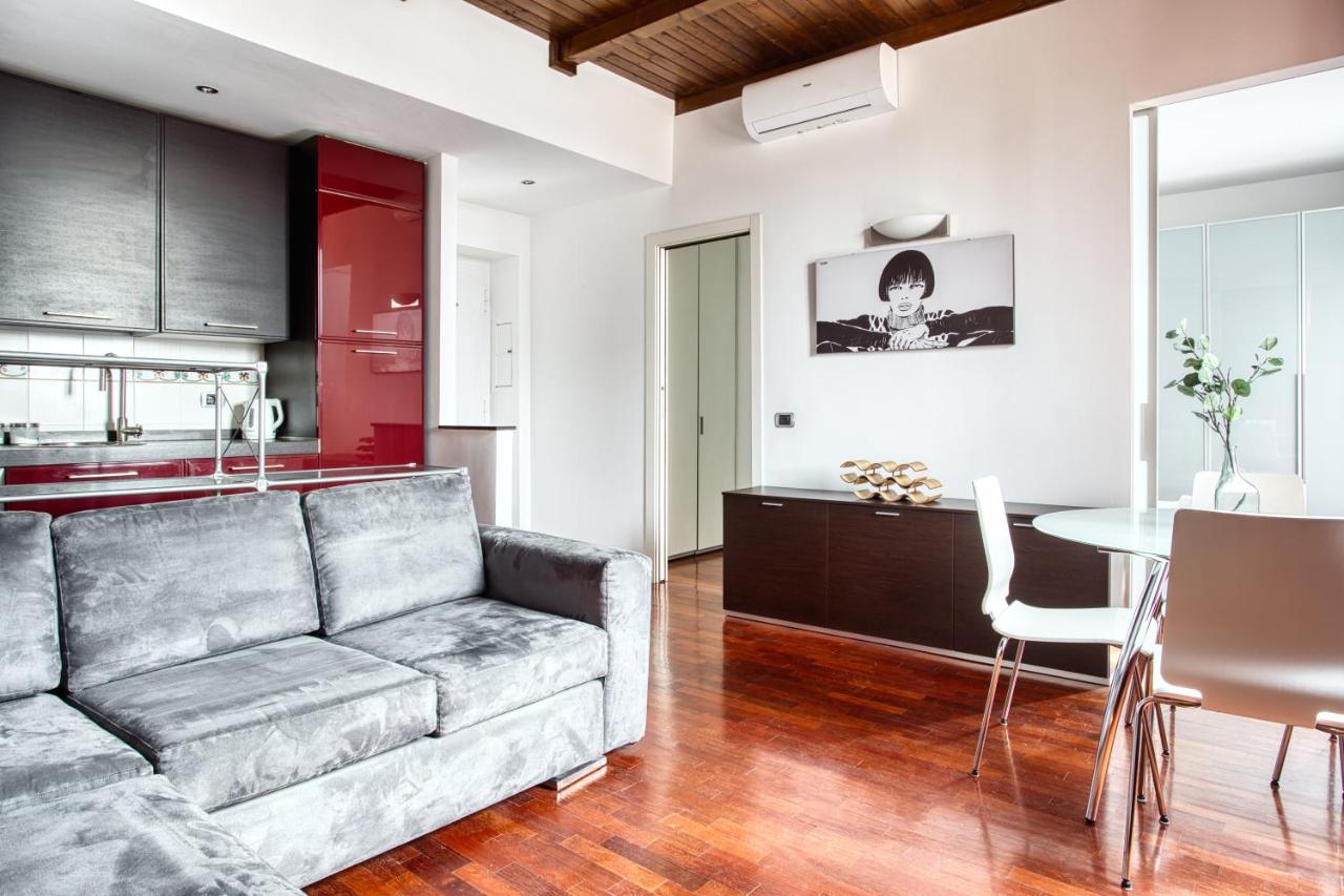 Joivy Charming Apartment In The Heart Of Isola District Milano Esterno foto