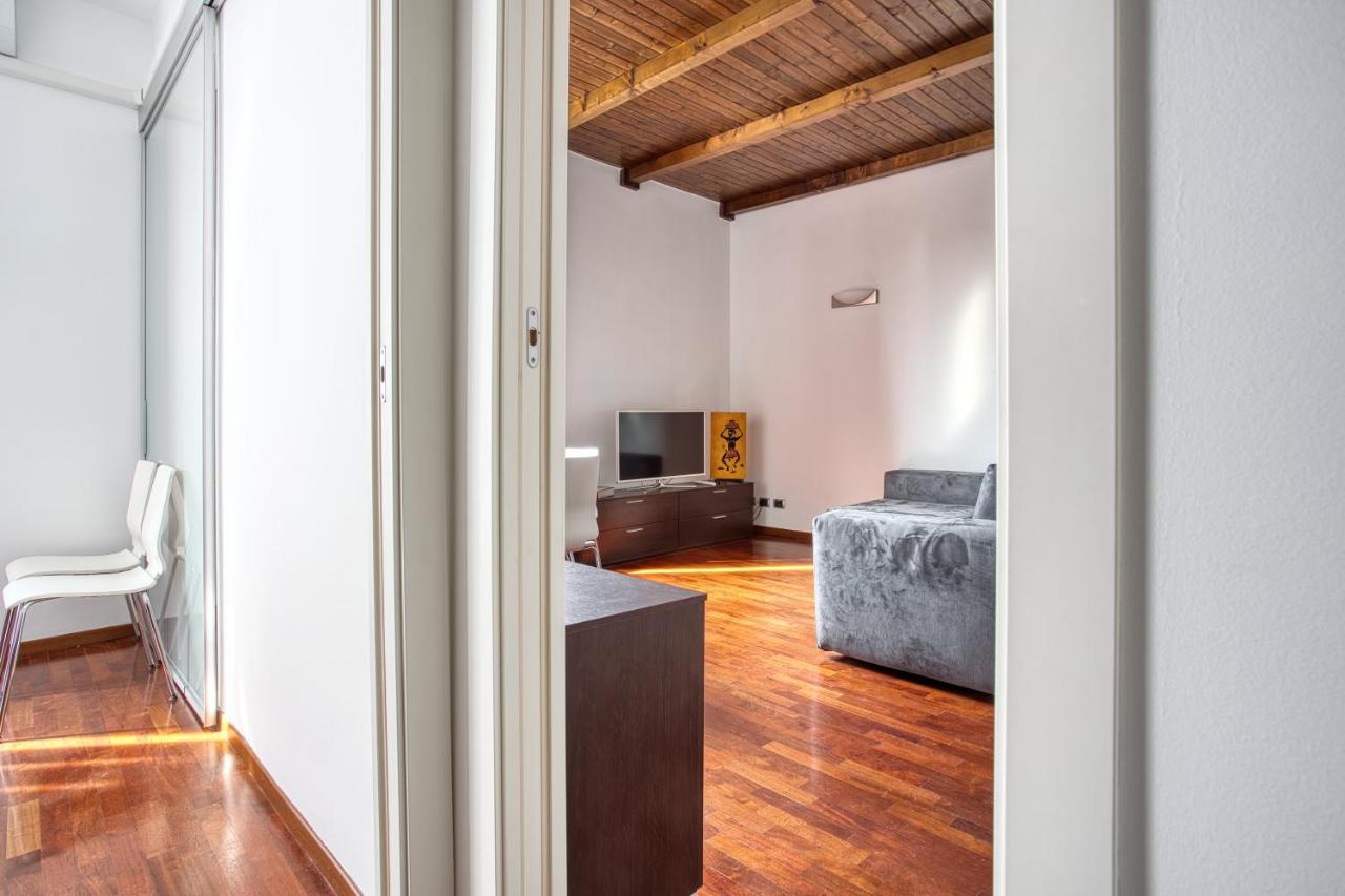 Joivy Charming Apartment In The Heart Of Isola District Milano Esterno foto